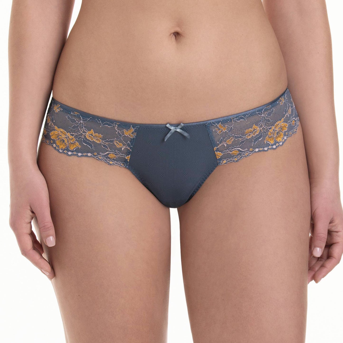 Colette Shorty Sky Grey