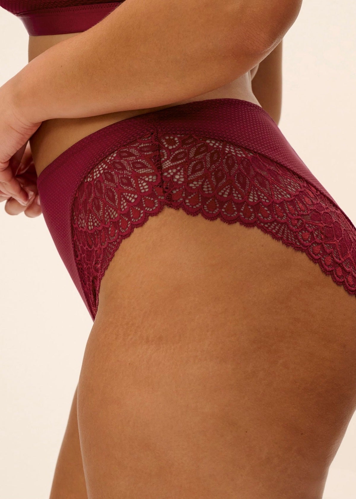 Elomi Tiernie Slip A Vita Alta Con Inserti In Pizzo Tibetan Red