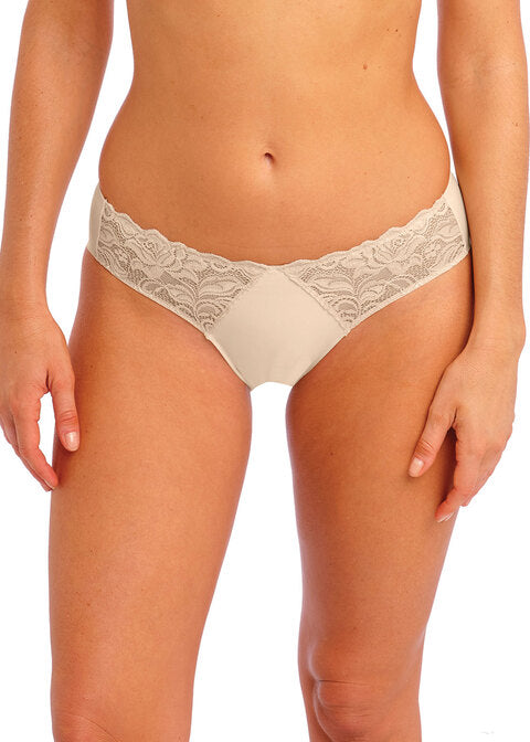Eglantine Slip A Vita Bassa Con Inserti In Pizzo E Retro In Taglio Laser Creme Brulee