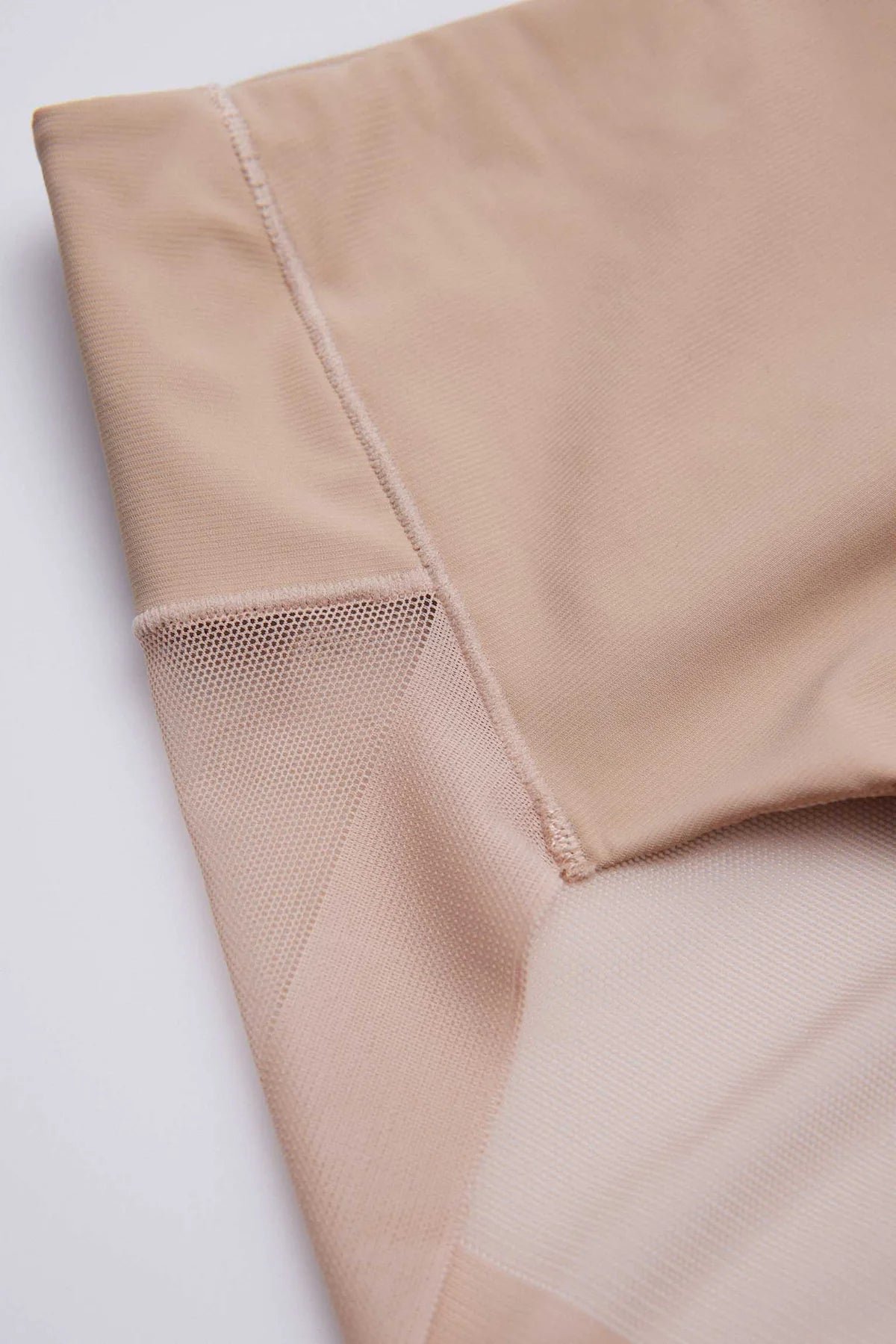 Slip Guaina Modellante Compressione Leggera 19610 Nero/Nude