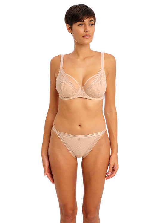 Tailored Natural Beige UW High Apex Plunge Bra