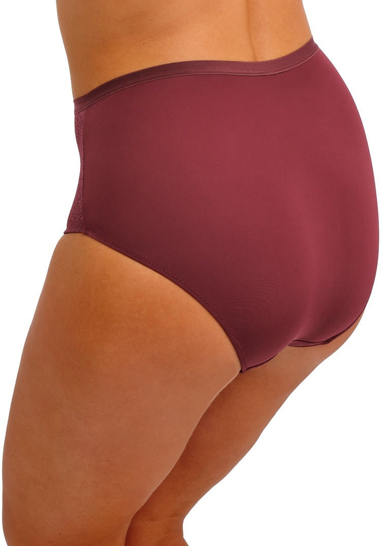 Slip A Vita Alta E Copertura Completa Dei Glutei