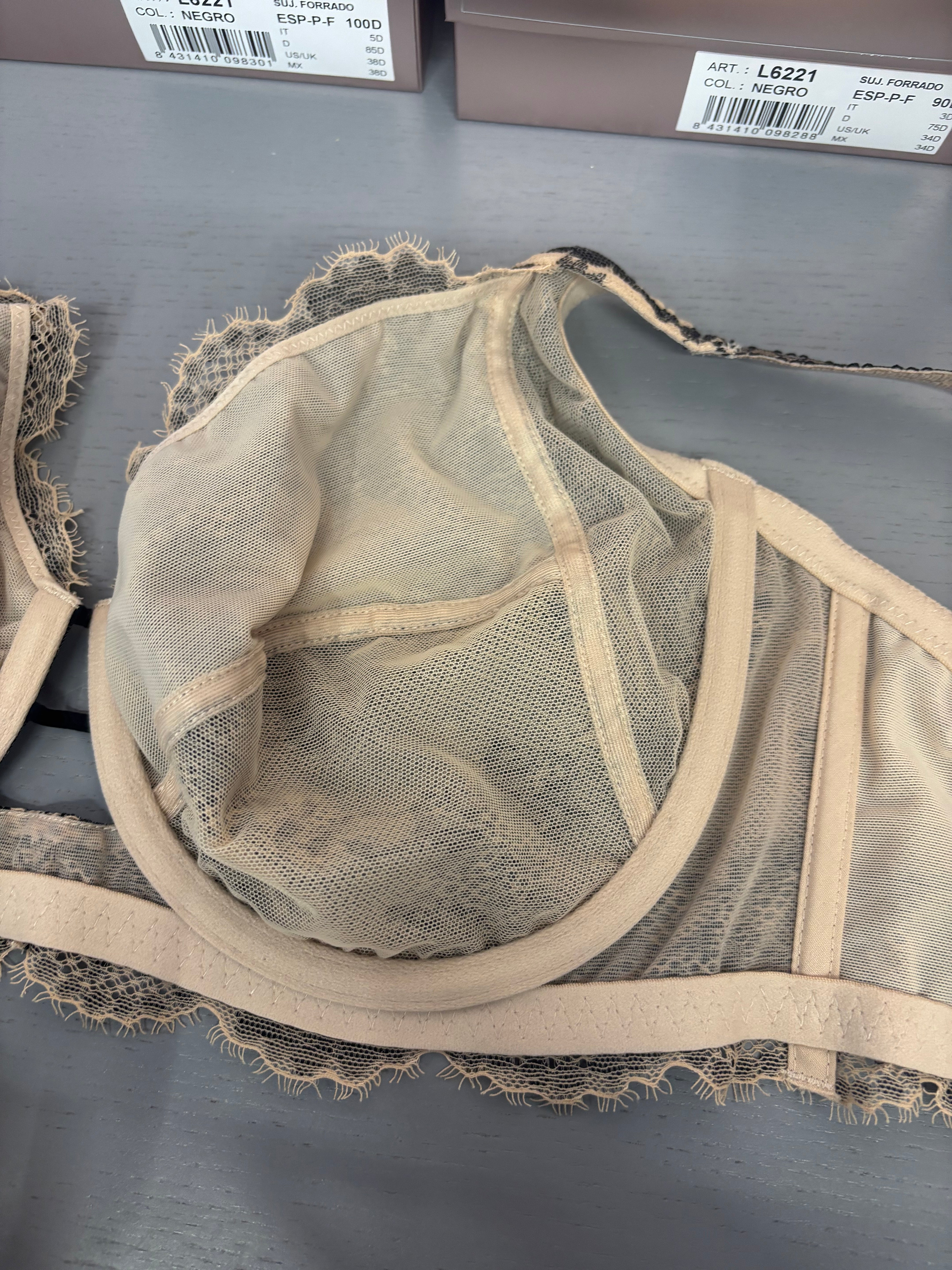 Reggiseno Con Ferretto E Coppe Soft Collegate Al Centro L6221 ULTIME TAGLIE PRONTA CONSEGNA