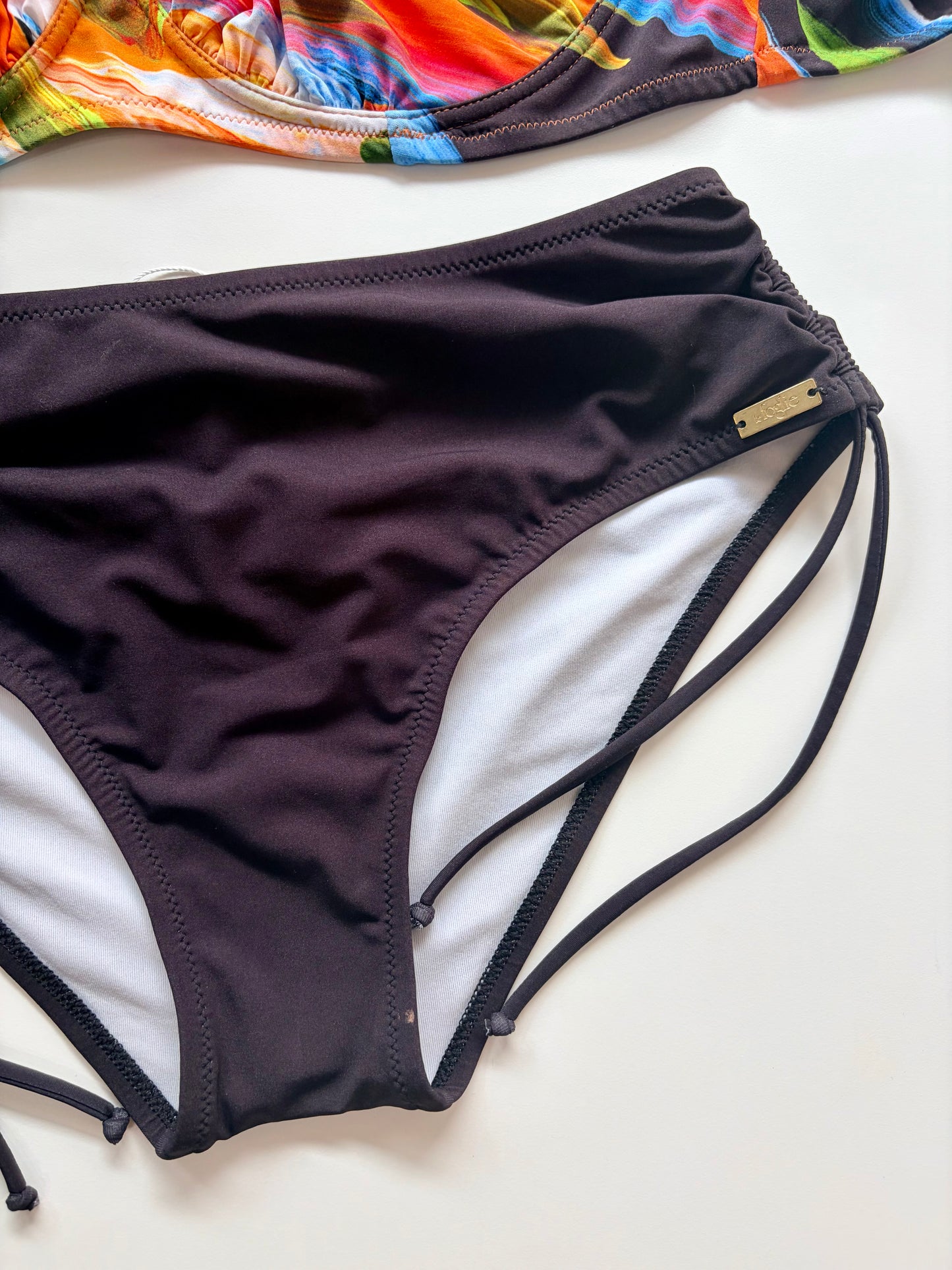 Le Foglie Slip Costume A Vita Alta Regolabile Con Laccetti ULTIME TAGLIE PRONTA CONSEGNA