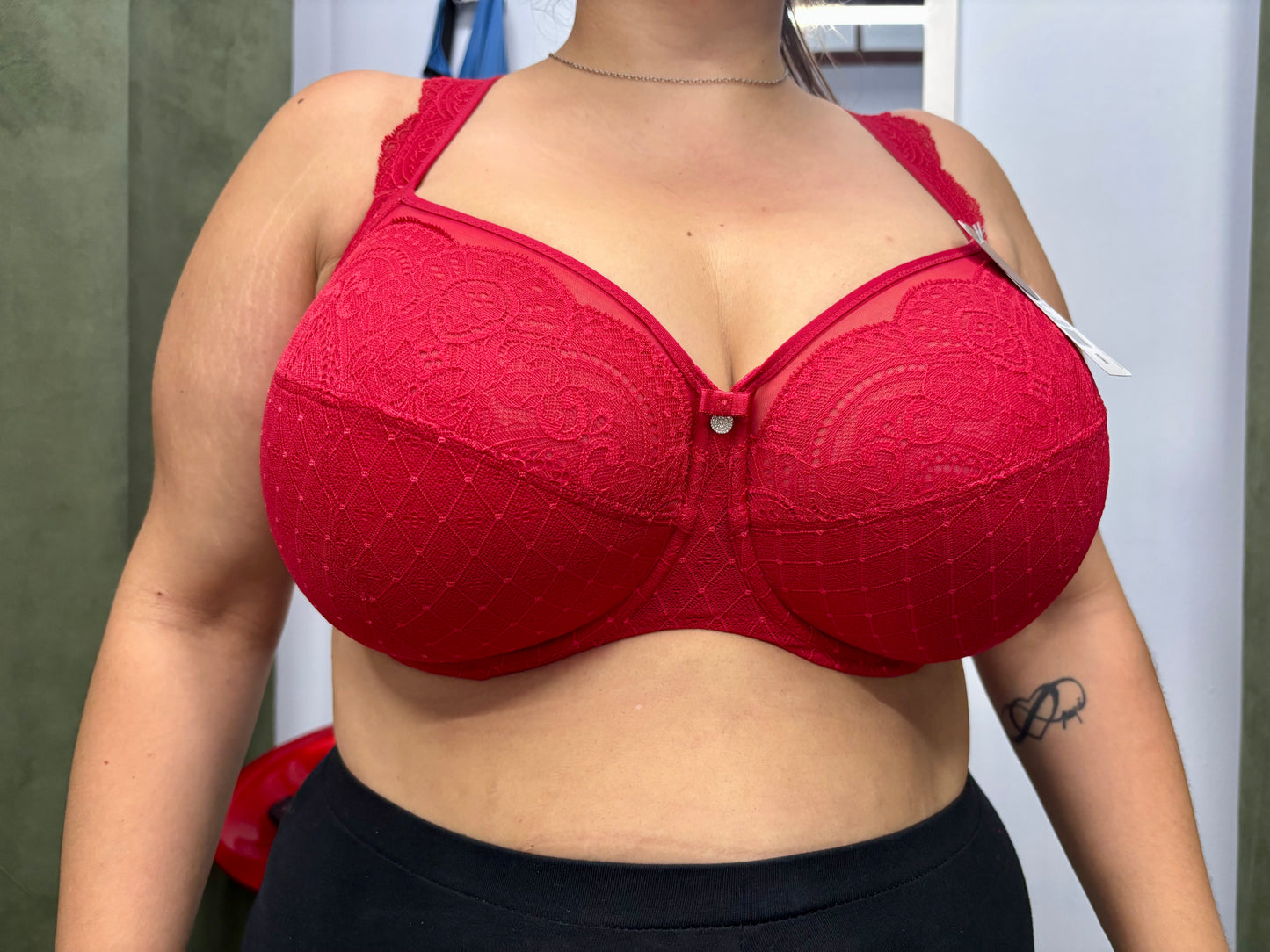 Consulenza Bra Fitting Online Completa – Reggiseni, Costumi e Body da casa tua