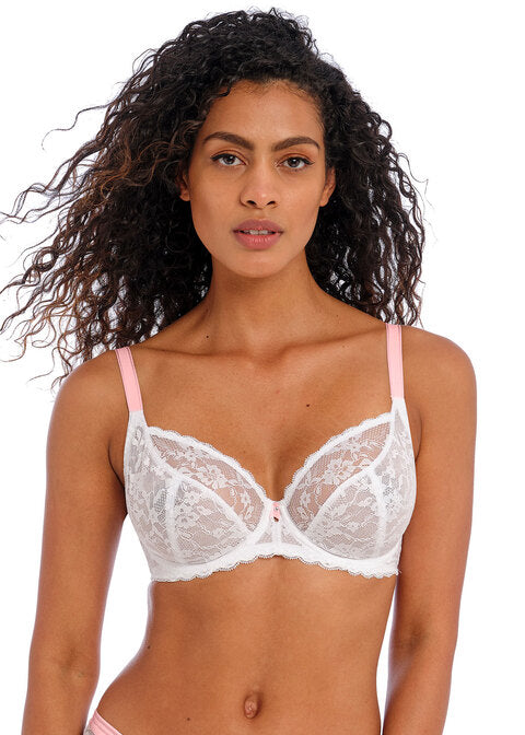 Offbeat White Plunge Bra