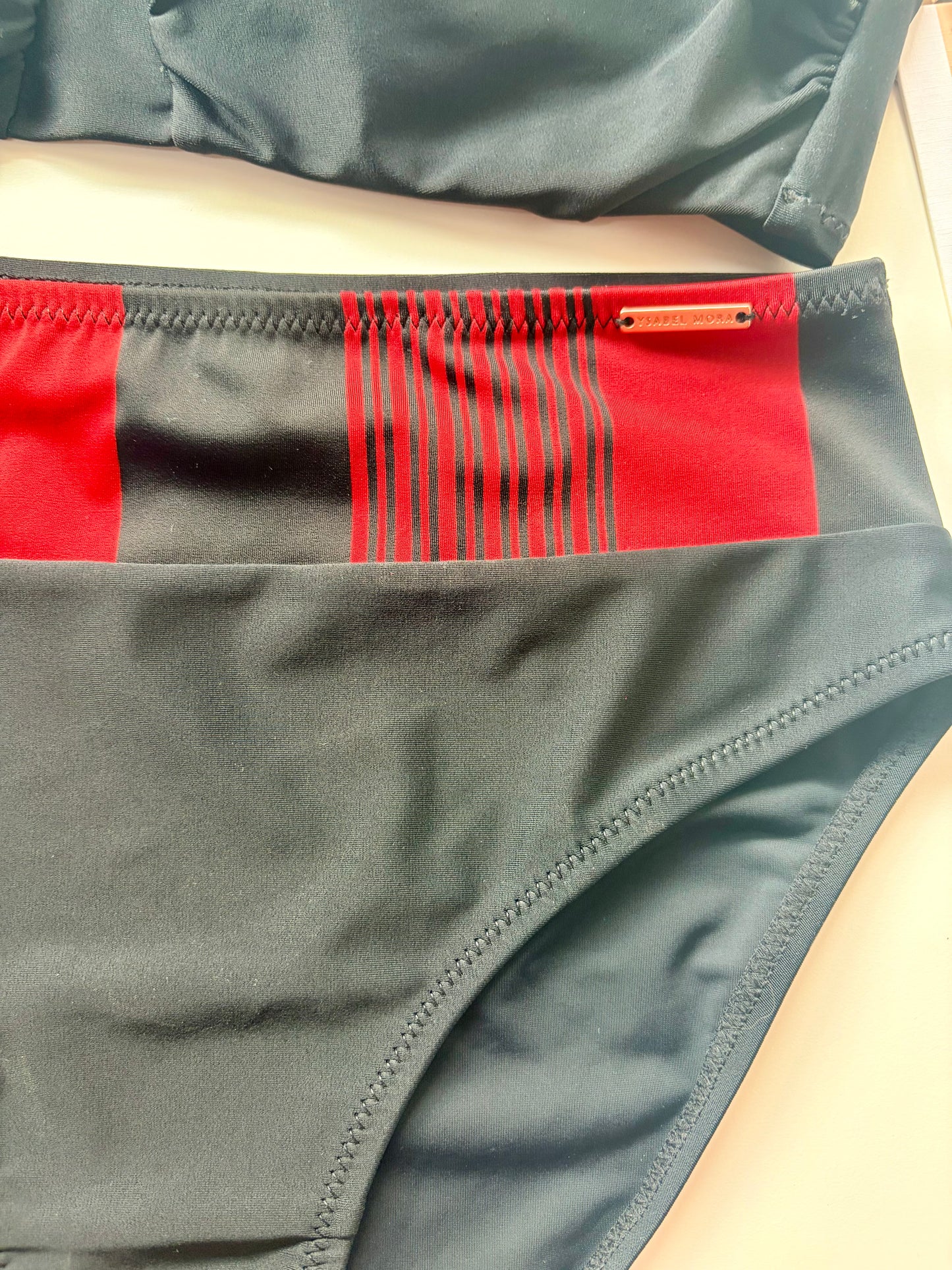 Slip a Vita Alta Nero e Rosso