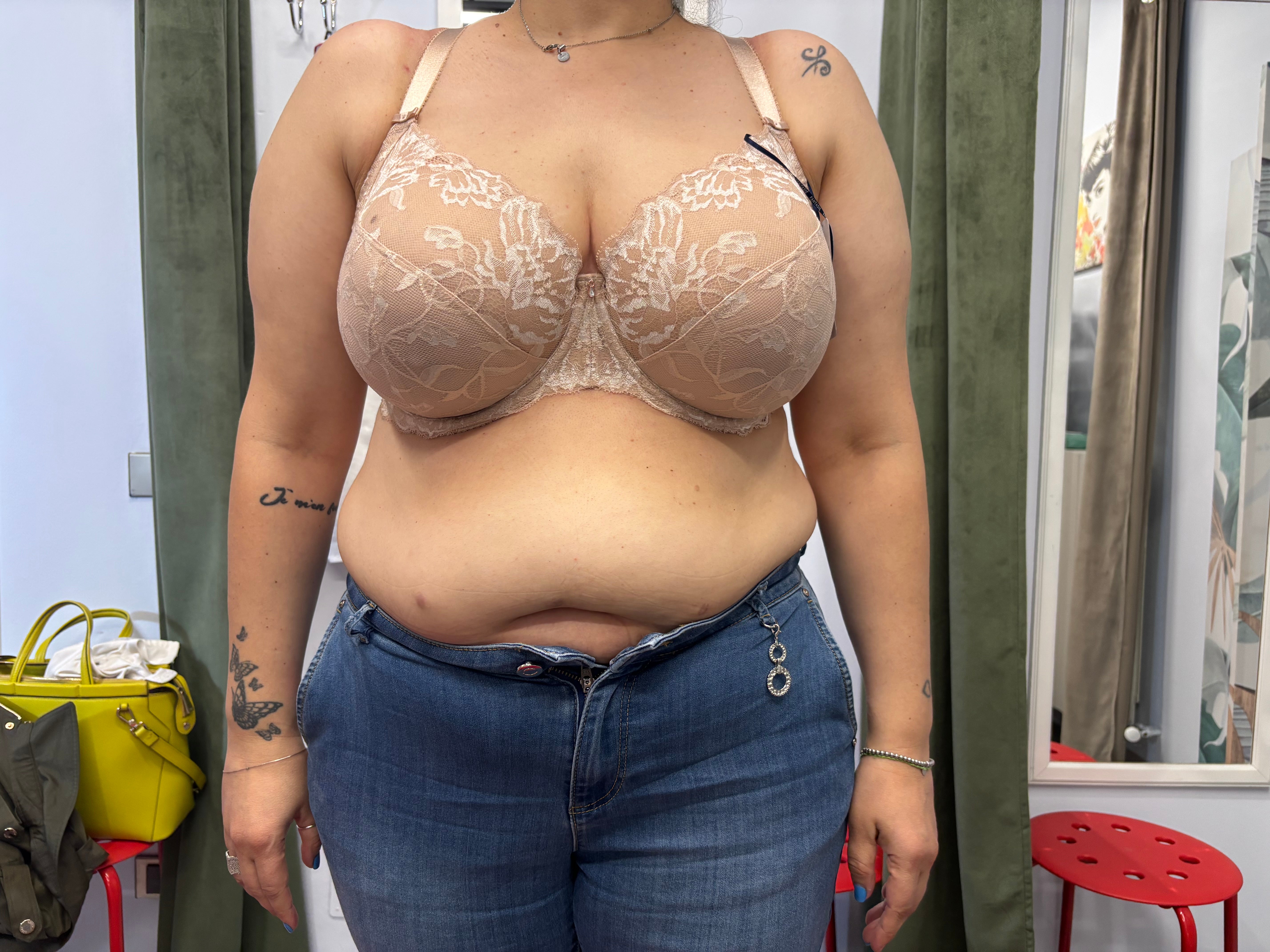 Consulenza Bra Fitting Online Completa – Reggiseni, Costumi e Body da casa tua