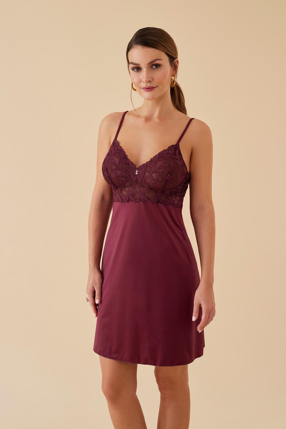Sottoveste Con Ricami In Pizzo L6617