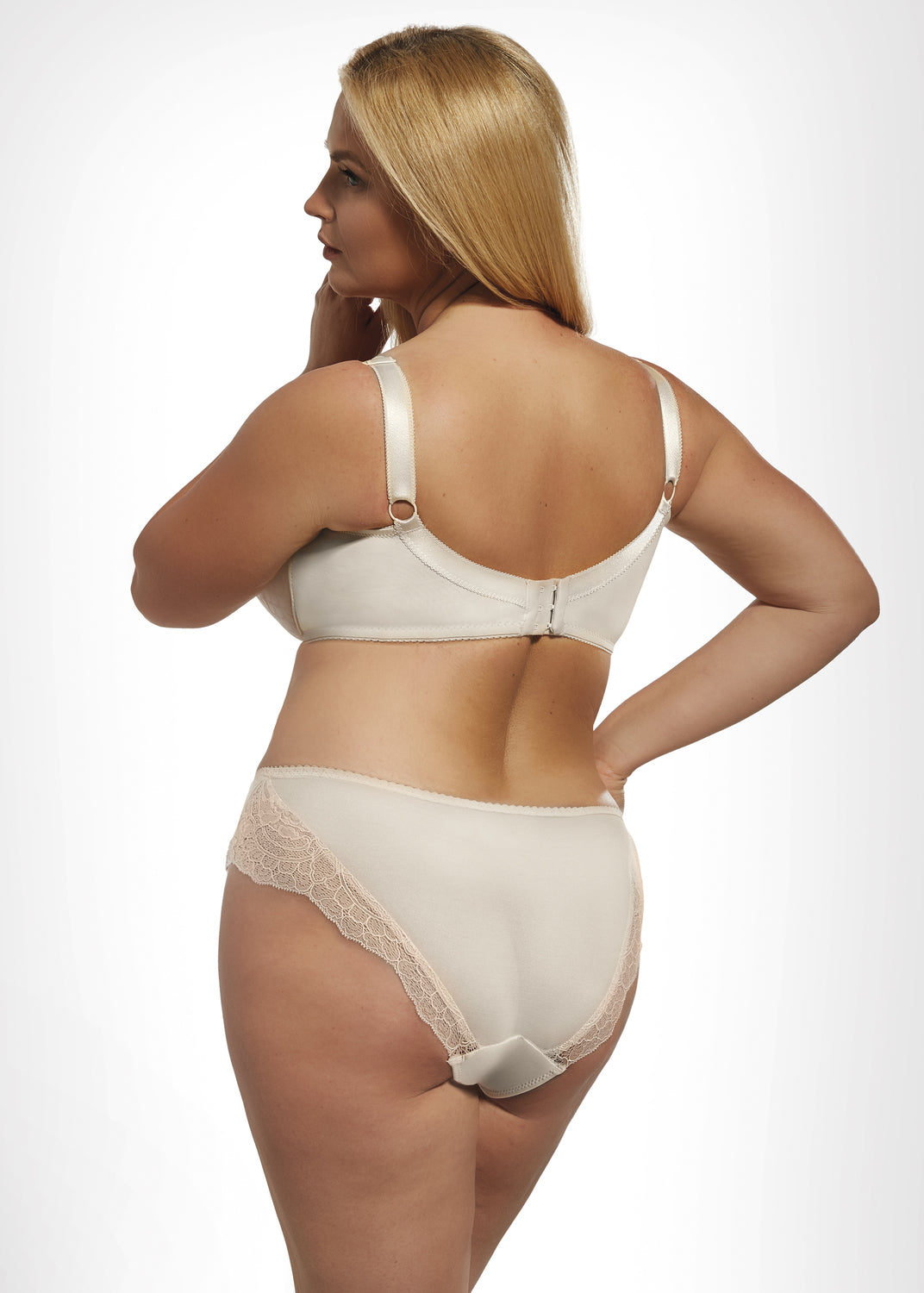 Pola Reggiseno Con Ferretto E Coppe Semi Soft