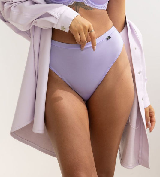 Lili Slip A Brasiliana
