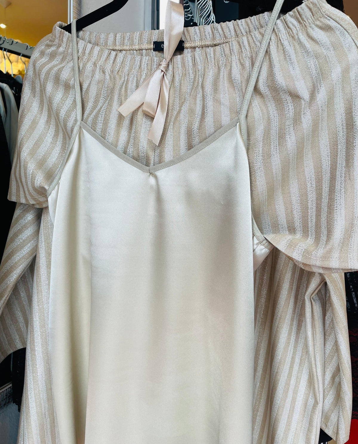 Pigiamino Exes Canotta Raso e Pantaloncino Platino Dettagli Lurex D1301