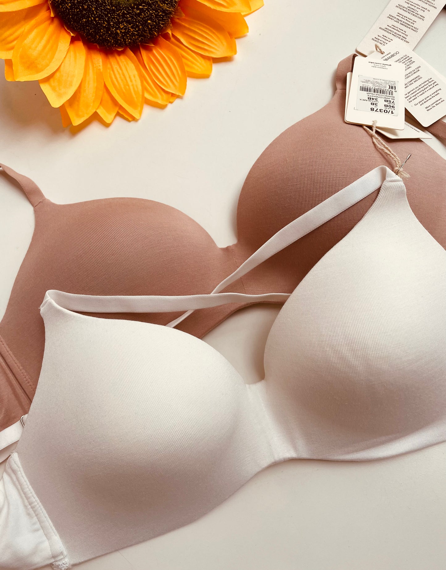 Reggiseno in fibra di bambù senza ferretto 0378 Nero/ Bianco Prodotto in Svendita Finale